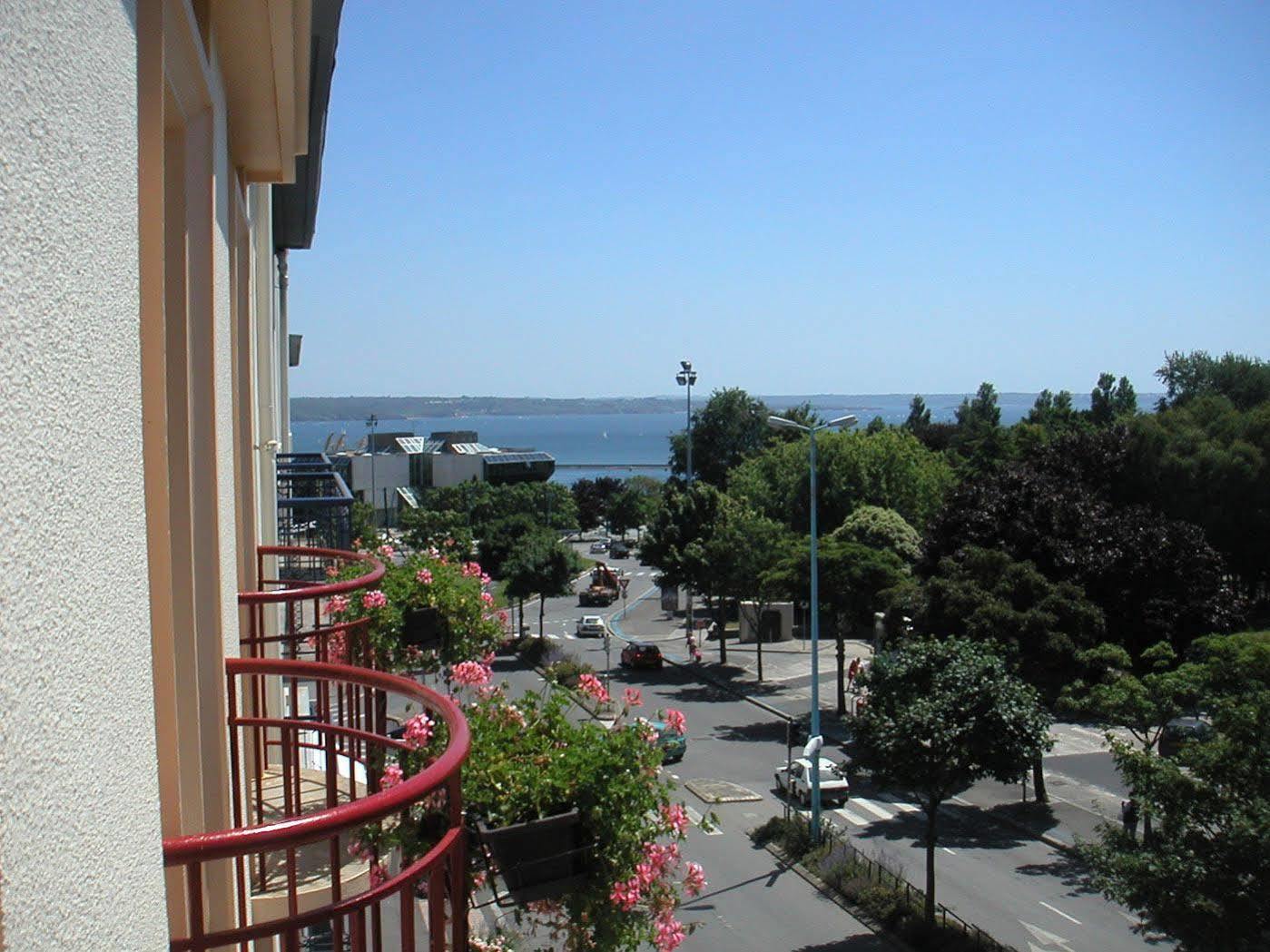 Abalys Hotel Брест Экстерьер фото